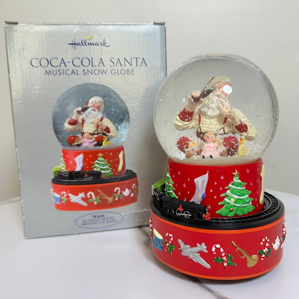 Vintage‎ Hallmark Coca-Cola Santa Snow Globe 2001 | Musical | Moving Train + Box